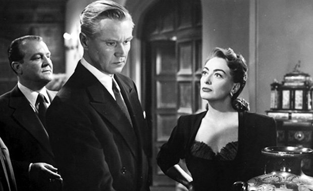 DAY 149 - THE DAMNED DON’T CRY (1950)

#365daysoffilmchallenge #thedamneddontcry  #joancrawford  #davidbrian  #hughsanders  #jacquelinedewit #kentsmith  #stevecochran #vincentsherman  #filmnoir  #crime  #classicfilm