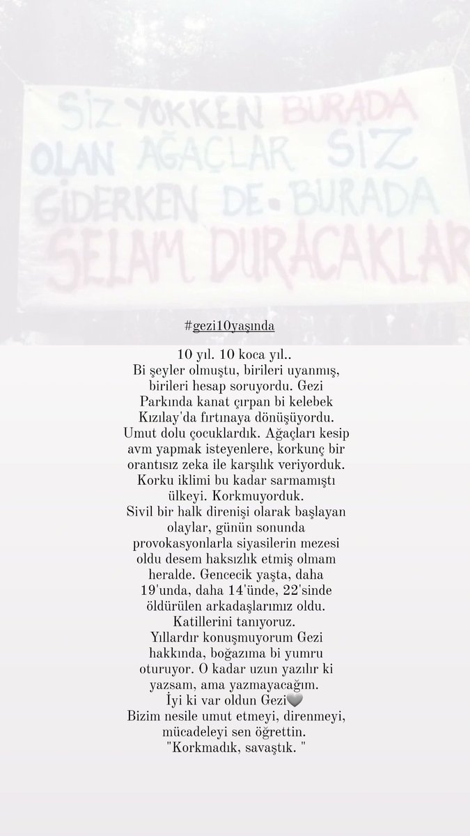 beyzabz's tweet photo. "Korkmadık, savaştık." 
#Gezi10Yaşında https://t.co/FL11Brm3eD