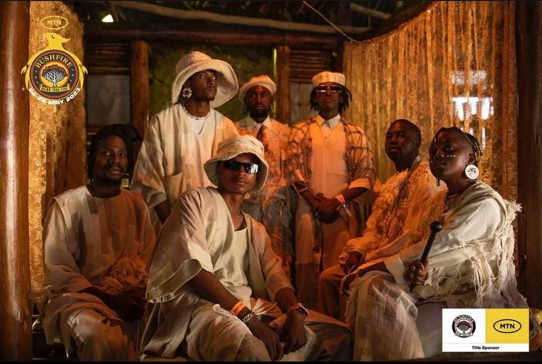 theMarcusZW's tweet photo. Repost @UlenniOka 
Thank You @mtnbushfiree

&amp; thanks to everybody who watched our live set, we had a great time🙏🏿.

Big thanks to @hausofstone for the amazing pieces.
Check @danayimadondo @hausofstone for the pieces we were wearing on Sunday.

Thank You

#bantuspaceships https://t.co/X8SxIFPHkJ