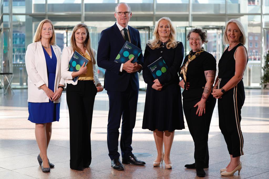 Supporting the development of worldclass talent is central to #WhereDigitalHealthThrives campaign to make Ireland global hub. Proud to join @cHealthSkillnet, @IrishMedtech & @BioPharmChemIre, with Minister @simoncoveney to launch new roadmap for skills. ibec.ie/connect-and-le…