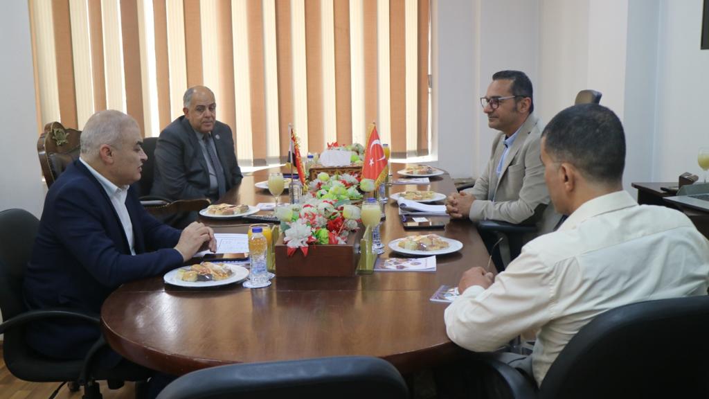 Yaptığımız son iş toplantımızda Beni dostça karşılayan ve misafir eden değerli dostlarıma Teşkkür ederim.