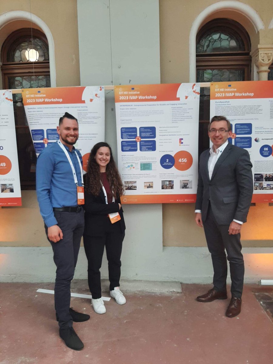Entrepreneur_eu's tweet photo. It is an excellent opportunity to exchange experiences, listen to inspiring lectures and network - all in order to support and develop the culture of entrepreneurship and innovation at the University.
#entrepreneurproject #entrepreneur #funding #highereducation https://t.co/Fi1wuILxOA