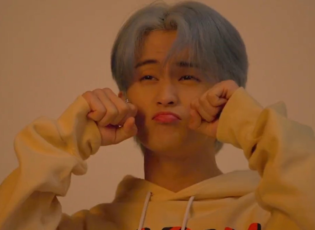 마끄리 🩵 (@0802lees) on Twitter photo 