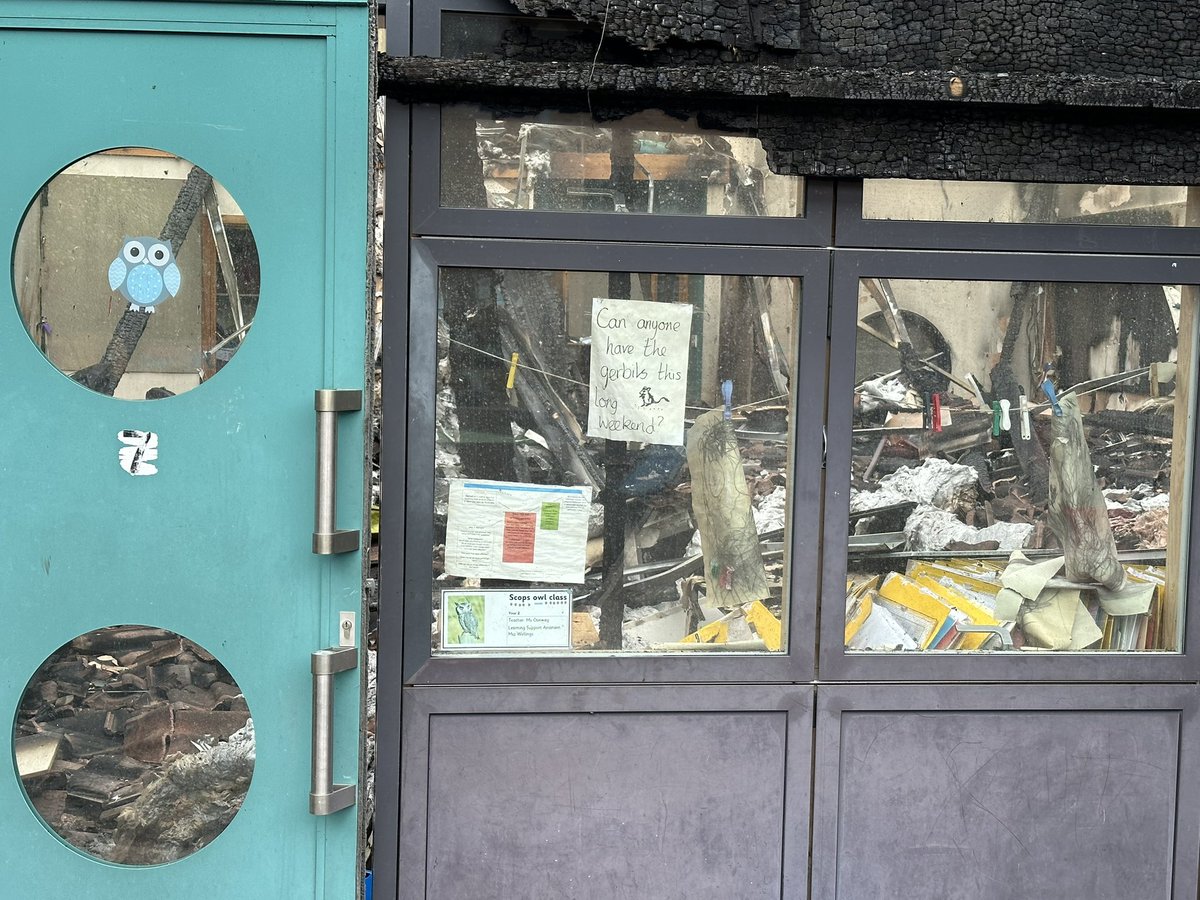 jhansonradio's tweet photo. I’ve just visited Yatton Infant School, where classrooms were destroyed in a fire on Monday.

Thankfully, no one was inside - and the most heartwarming thing is the strength of the community response already ❤️ 

https://t.co/z52Wv5ECsk https://t.co/XgJAP20oR4