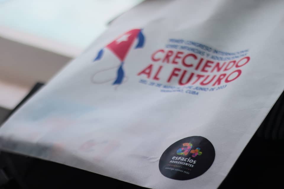 MMarreroCruz's tweet photo. En el marco de la elaboración de la Política integral de niñez y juventudes, sesiona en nuestro país el Primer Congreso Internacional sobre Infancias y Adolescencias, organizado por la @UJCdeCuba y el @CesjCuba. Deseamos éxitos y excelentes resultados a sus participantes. https://t.co/wdNoItNB5v