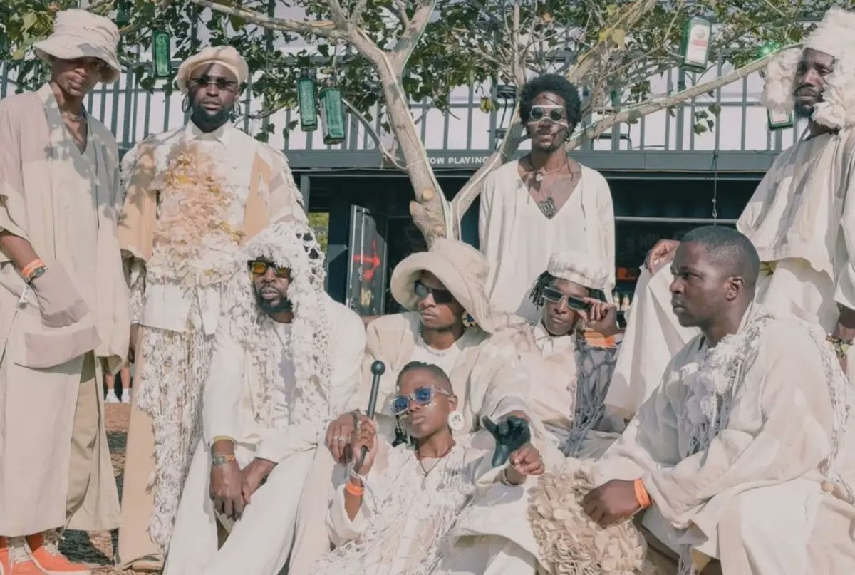 Repost <a href="/UlenniOka/">STREET CONNOISSEUR</a> 
Thank You @mtnbushfiree

&amp; thanks to everybody who watched our live set, we had a great time🙏🏿.

Big thanks to <a href="/hausofstone/">Haus Of Stone Showroom ®</a> for the amazing pieces.
Check <a href="/danayimadondo/">Danayi Madondo</a> <a href="/hausofstone/">Haus Of Stone Showroom ®</a> for the pieces we were wearing on Sunday.

Thank You

#bantuspaceships