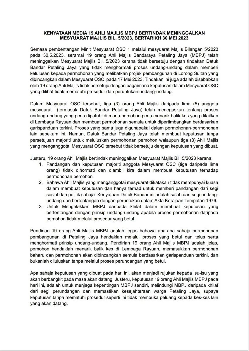 NewsBFM's tweet photo. 1. A group of 19 MBPJ councillors say they walked out  from a full-board meeting yesterday, as the PJ mayor had not respected the legal process. 

This was in relation to the approval of a development project in Lorong Sultan, which had earlier been discussed on May 17. https://t.co/HW9czRijKb