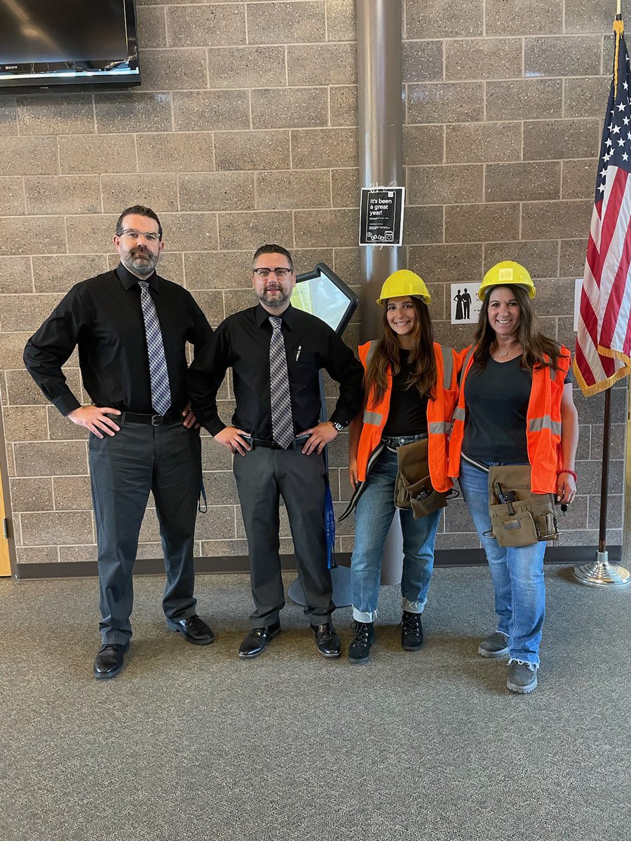 Student Appreciation Week! Twin Day!  <a href="/MsKHarmon/">Kelly Harmon</a> <a href="/careercenter_ap/">CareerCenter_AP</a> <a href="/WoodsyLaneFlora/">MCCC Floriculture</a> <a href="/btradesmccc/">Building Trades at the Career Center</a> <a href="/CareerCenterCa1/">Career Center Cafe'</a>