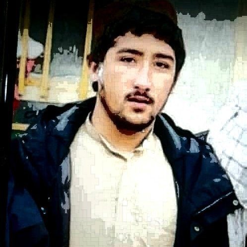 MalangAmran's tweet photo. حافظ صیب مبارکه!!
ستا سپیڅلي اروا دي خوشحاله، 
لوی او مهربانه خدای دي ستا پاکي ویني او شهادت قبول او لوړي درجې در نصیب کړي.
تا سر پر وطن کېښود، تا ځواني او امیدونه قربان او موږ ته دي ایثار او قربانۍ درس راکړ.
پسماندګانو ته یې د جمیل صبر غوښتونکي یو.
#ایران
#جګړه https://t.co/zEPvIdUas0