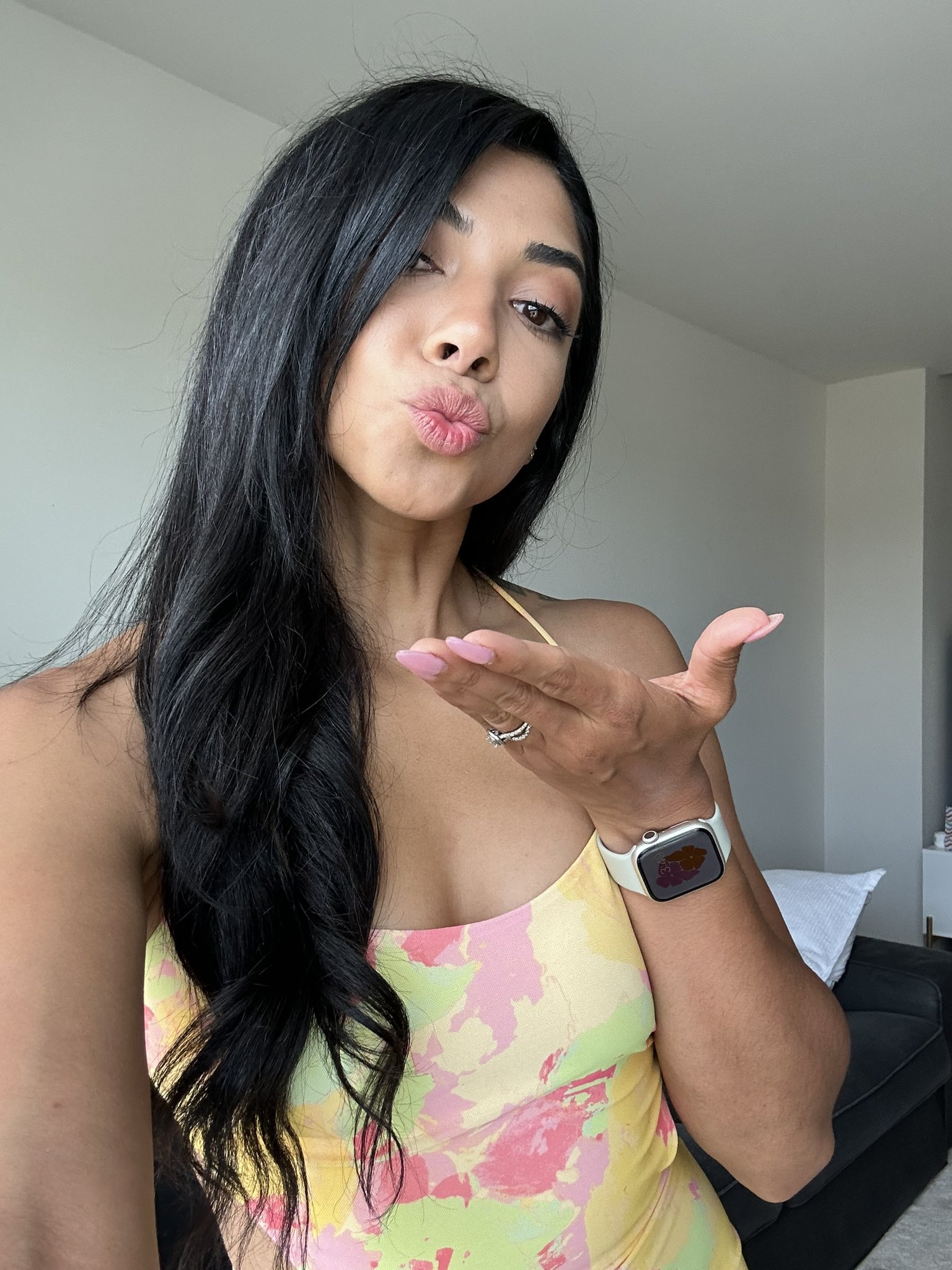 Whosbonnieandclyde 🌹top 0.1%🌹 on X: Hey everyone our Reddit account  hppywifehppylife18 was banned 🤬 PLEASE go follow our NEW page MsBandMrC We  truly appreciate everyone's nice messages and support ❤️  t.coXGoLZu0Rq4 