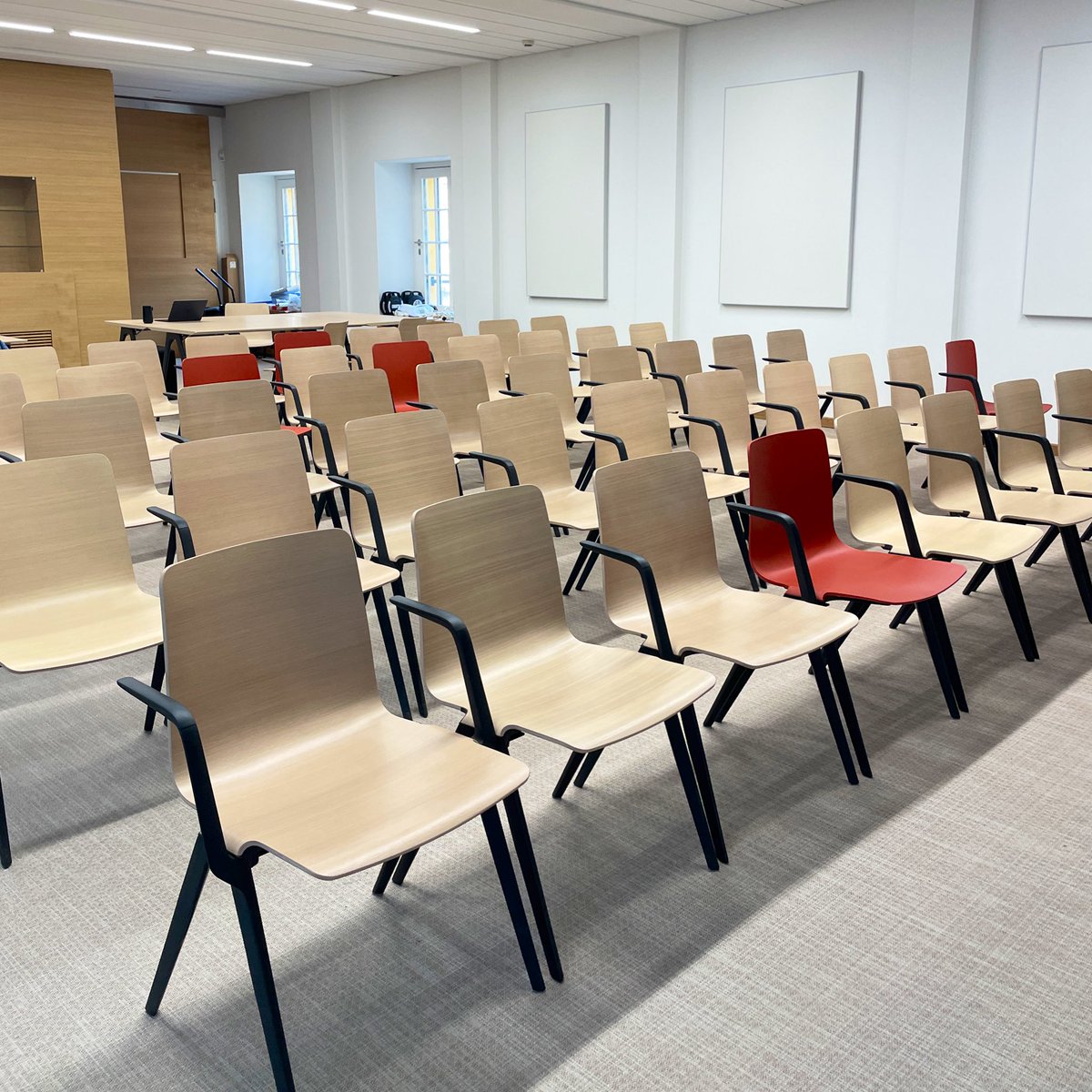 peertrilcke's tweet photo. The calm before the hackathon: soon we'll start our Digital Environmental Humanities #EcoHack2023 @DH_Potsdam @unipotsdam at the House of Brandenburg-Prussian History  #dayofdh2023 https://t.co/tmUDXTgK0A