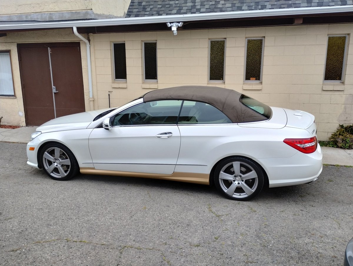 JacobWa97847478's tweet photo. I'm going to buy my little daughter a new.. next month .. my baby 14 years old... I'm by my baby new car... https://t.co/M2v4t6LjLv