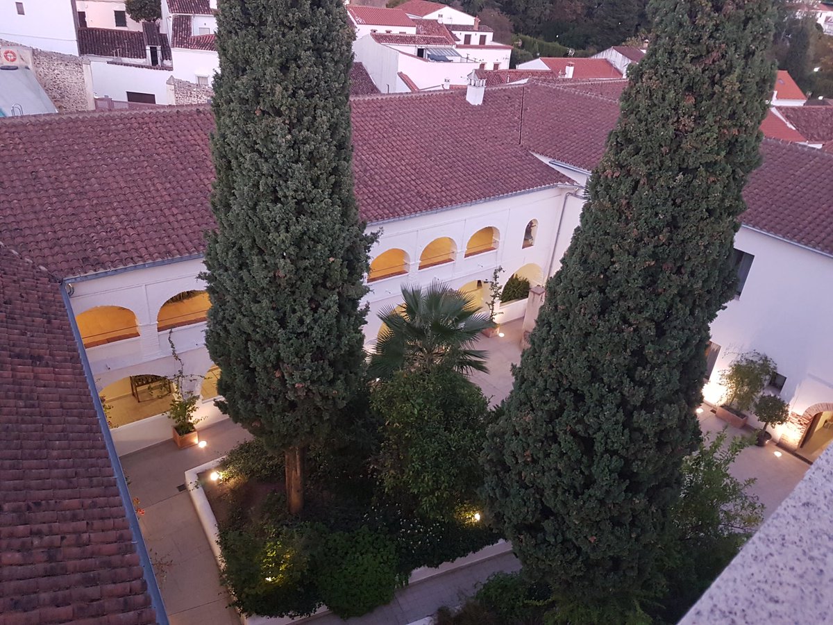 HotelConventoJM's tweet photo. Tradición, cultura y naturaleza y un espacio de desconexión, la escapada perfecta que lo resume todo, sin duda, un regalazo!!!!! #diadelamadre #sierradearacena #Aracena #Huelva https://t.co/Rmw3IWBA6h
