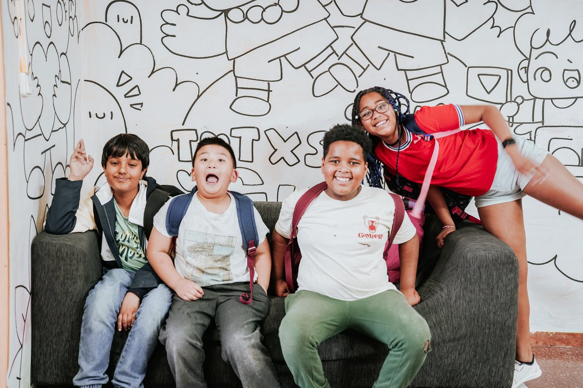 FundacioEJC's tweet photo. #Projecteseducatius | Ja és aquí el bon temps, i al Casal Quico Sabaté estem gairebé a punt pel 🌞 casal d'estiu!

👉🏽 El casal és un dels principals projectes educatius de la @fundacioejc al barri de #SantaEulalia de l'Hospitalet https://t.co/7MlvlUvR0w