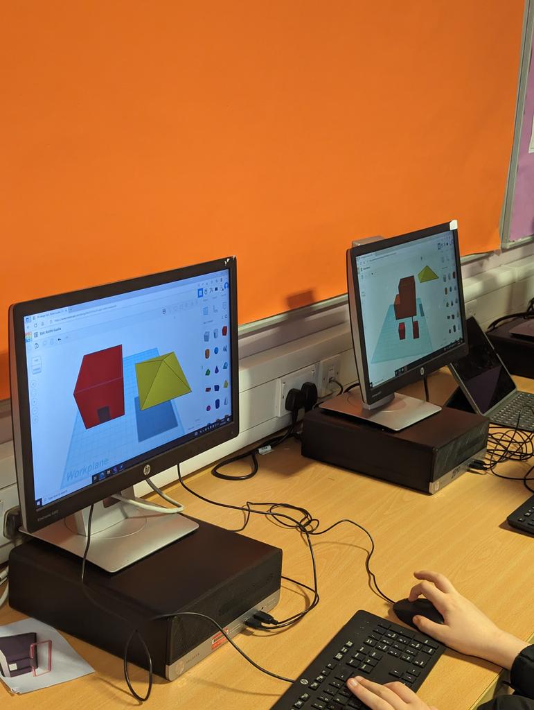 Final period with 1N3 today and they did an excellent job of creating their own miniature houses using Tinkercad 🖥️✨ <a href="/BroHighOfficial/">Broughton High</a>  <a href="/BroTechnology/">Bro Technology</a>