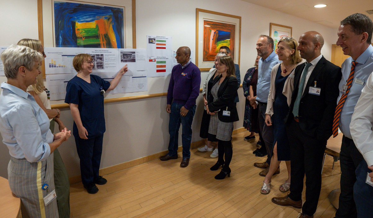 WorcsAcuteNHS's tweet photo. Lots of great things to share at this week’s 4ward Improvement System Accountability Wall standup, hosted by @BlanshardC with @hevswarner @WAHTImprove including Alison Jones, Acute Oncology service lead, on improving the management of medicines patients need to take home. https://t.co/M1UXmkWZ75