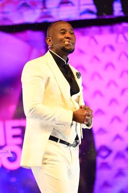 DavidMac912's tweet photo. There's such a thing as being given a kingdom. Hallelujah. John 3:27 John answered and said, "A man can receive nothing, except it be given him from heaven."
#ProphetElvisMbonye https://t.co/9quwlqYDnQ
