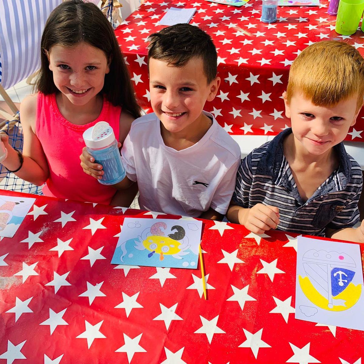 🌈Sprinkle colour into your arts &amp; crafts this summer with our new Coloured Sand shakers from <a href="/BrianCleggArt/">Big Colour Co. By Brian Clegg</a>! Here's why it's simply epic: no messy hands, finest-grade sand, and unique crafts. Experience the joy of sand-tastic art &amp; craft project🏖️artandcraftfactory.co.uk/product/big-co…