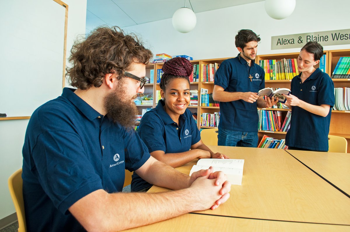 Did you know that you can serve in AmeriCorps starting at age 17? National service with AmeriCorps could be your next adventure to grow your skills, gain real-world experience, and launch into a fulfilling career path of your choosing.