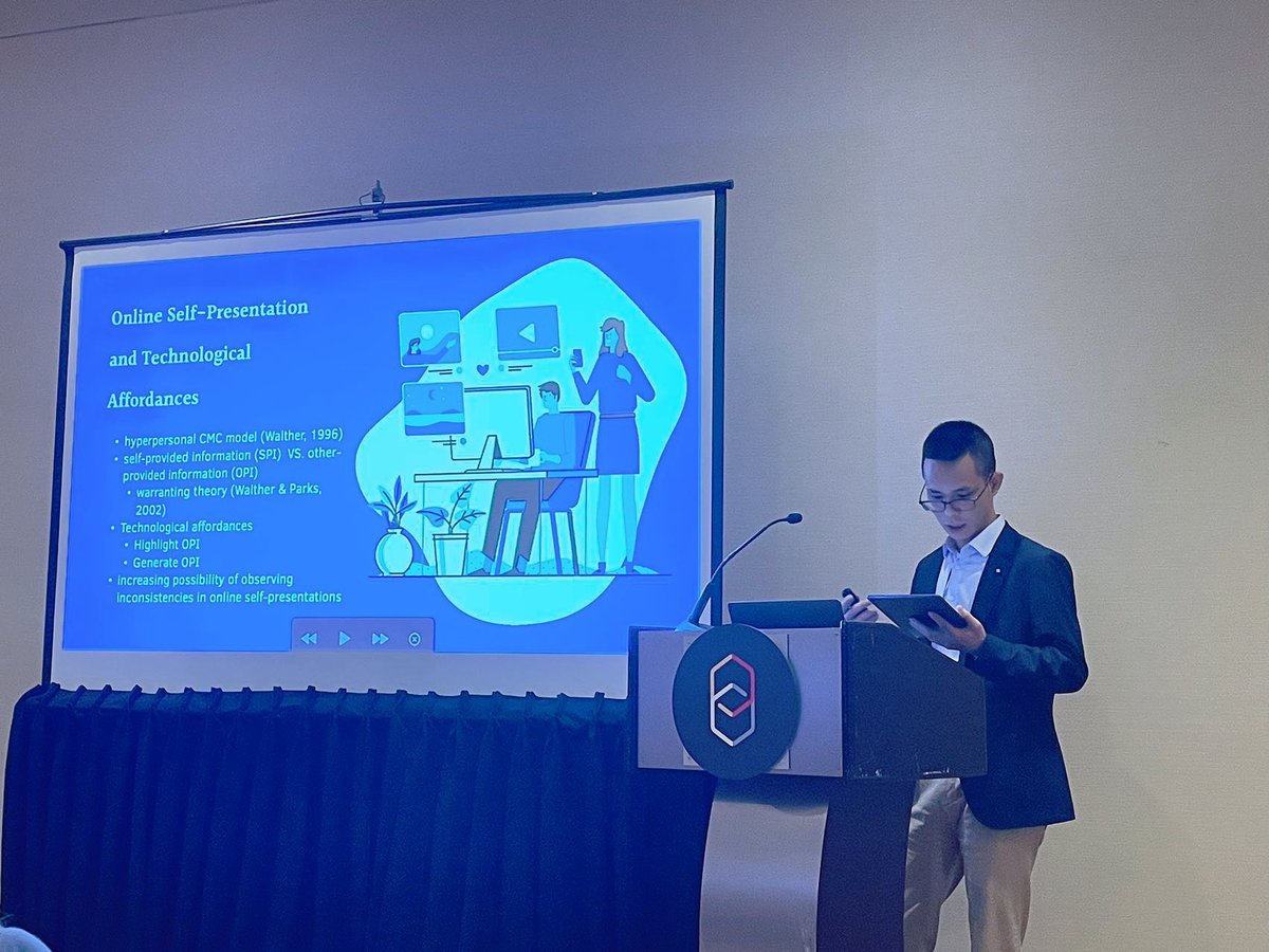AnfanChen's tweet photo. A amazing week in Toronto, met some many intellectual researchers, impressed by great works, and make sense of the community agenda https://t.co/jy6qC56rlJ