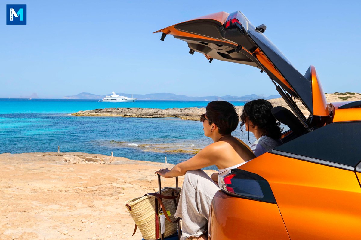 formotor's tweet photo. ¿Para qué ir hasta el Caribe si existe #Formentera? https://t.co/leTDBp99bU #Formotor #Formentera #rentacar #España #Baleares https://t.co/tFu843uGXH