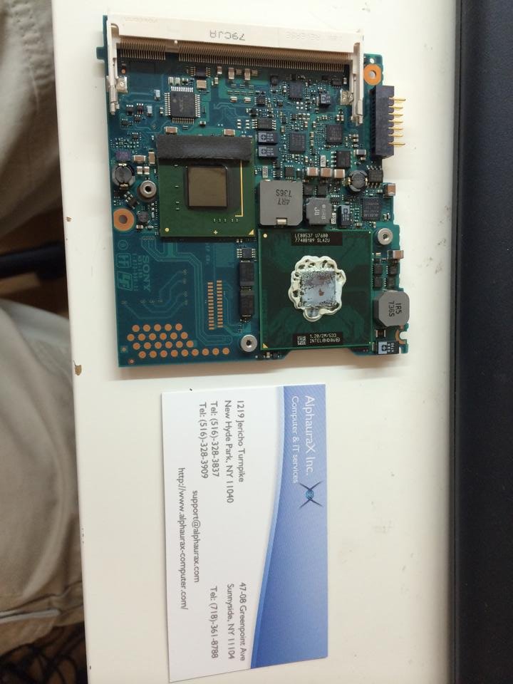 AlphaxTechX's tweet image. Smallest laptop motherboard designed by Sony.