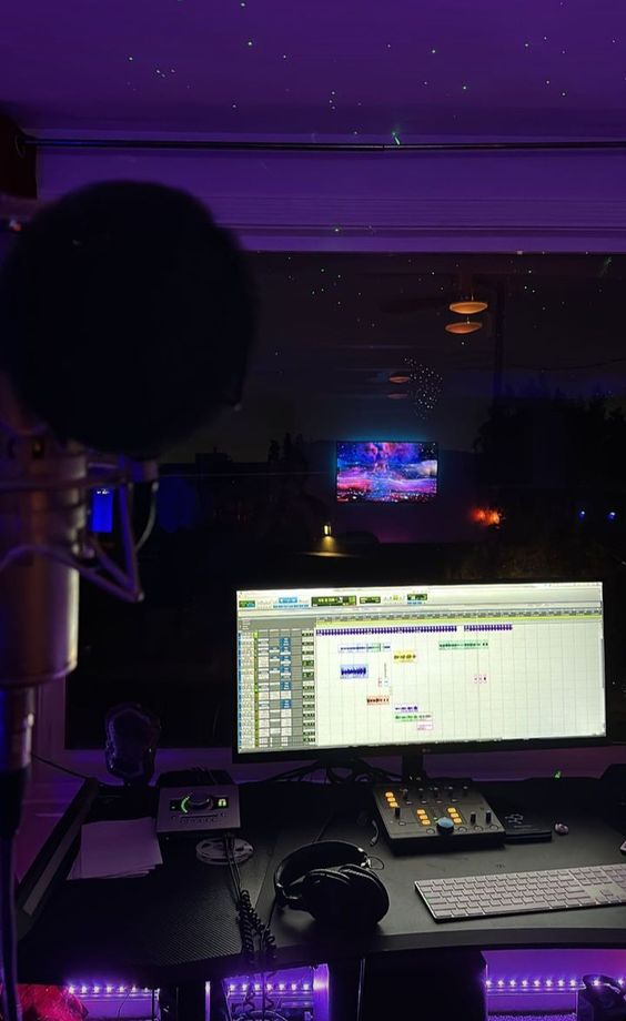 BigPaperInc's tweet photo. Big Paper Inc Studios Empowering Artists, Musicians, Singers, Vocalists, Rappers, Voiceover Artists, and Producers in Nairobi : Amplifying Artistic Brilliance
https://t.co/DWf7MBf4WH https://t.co/JapYXcVNCx