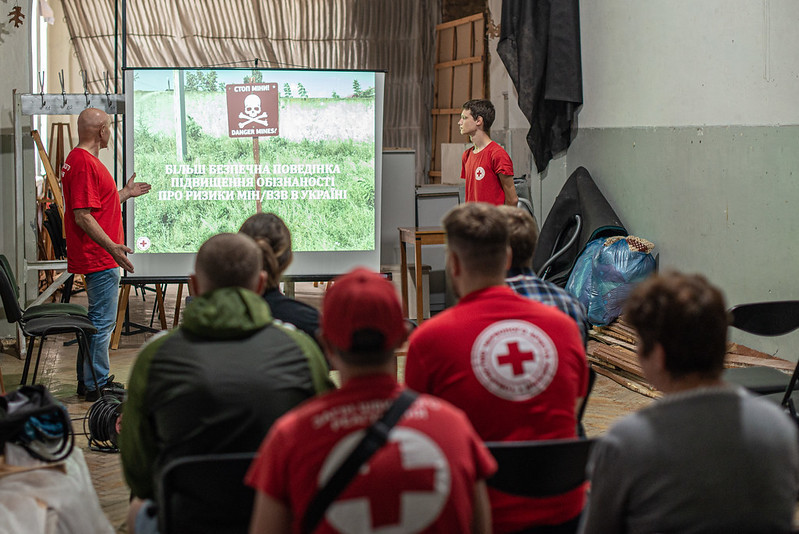 OCHA Ukraine (@ocha_ukraine) on Twitter photo ⛑️Our colleagues from <a href="/RedCrossUkraine/">Ukrainian Red Cross</a> have just published their 2023-2025 One Plan.
With the Red Cross Movement partners, they will provide humanitarian aid to 12 million people impacted by the war.
$1.5 billion is urgently required to make this happen: reliefweb.int/report/ukraine… ⛑️Our colleagues from <a href="/RedCrossUkraine/">Ukrainian Red Cross</a> have just published their 2023-2025 One Plan.
With the Red Cross Movement partners, they will provide humanitarian aid to 12 million people impacted by the war.
$1.5 billion is urgently required to make this happen: reliefweb.int/report/ukraine…