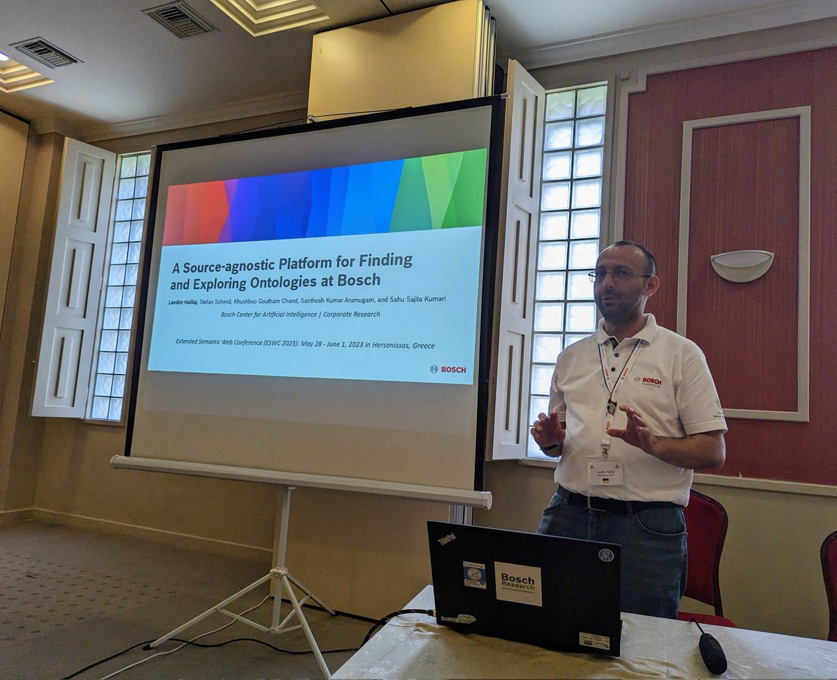 collarad's tweet image. The last talk of the amazing Industry Track (aka The Bosch Track) happening now:
"A Source-agnostic Platform for Finding and Exploring Ontologies at Bosch" from Bosch #ESWC2023 @eswc_conf
