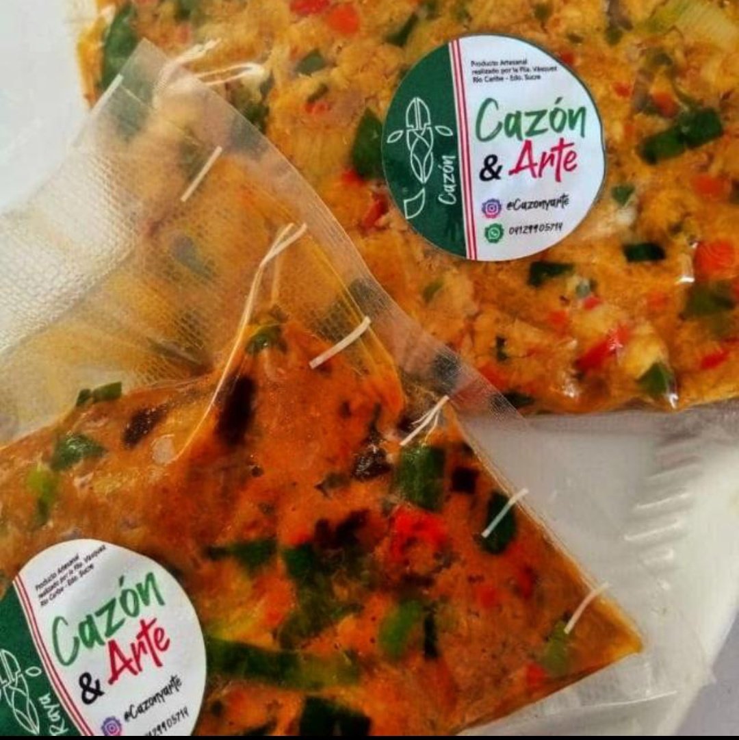 evevasquez77's tweet photo. Buenos Días! 
Tomando pedidos para el fin de semana 🛵💨. Cazón empacado y listo para comer en presentación de Medio kg , 12$.Pedidos al 04129905714.#comidaempacada #congelados #cazon #delivery #riocaribegourmet https://t.co/GD4LJQFWwp