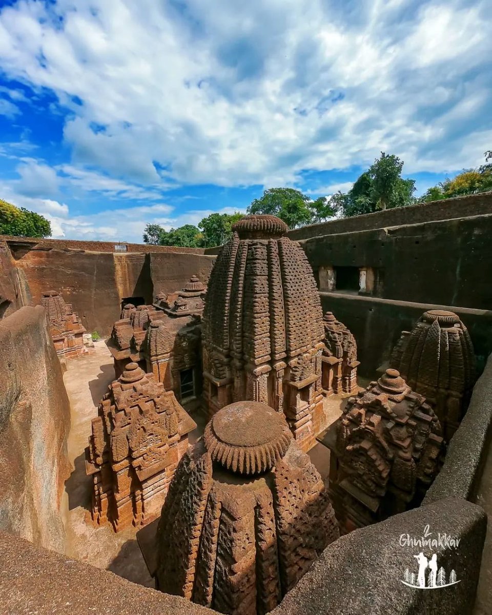 MPTourism's tweet image. Discover the hidden gem of #MadhyaPradesh, Dharmarajeshwar Temple! 
Carved entirely from monolithic rock, this 8th-9th century architectural marvel is a testament to India's rich #heritage. 

Thanks @2ghumakkar for sharing these beautiful pics

#dharamrajeshwar #SpiritualJourney