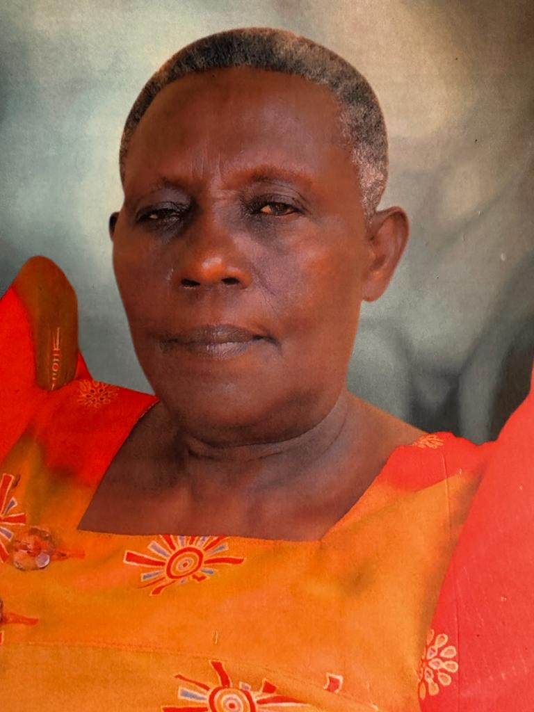 BugandaKingdom_'s tweet photo. Kitalo;
Tufunye amawulire g'okufa kwa Muky. Damalie Mpanga, amanyiddwa ennyo nga Maama Musumba, ono ye Maama wa Oweek Isaac Mpanga, @Isacmpanga Ssentebe w'akakiiko k'Olukiiko lwa Buganda ak'ebyamateeka. 

Gutusinze ayo Beene Twakuumye bubi. https://t.co/NYnQ0GfXVz