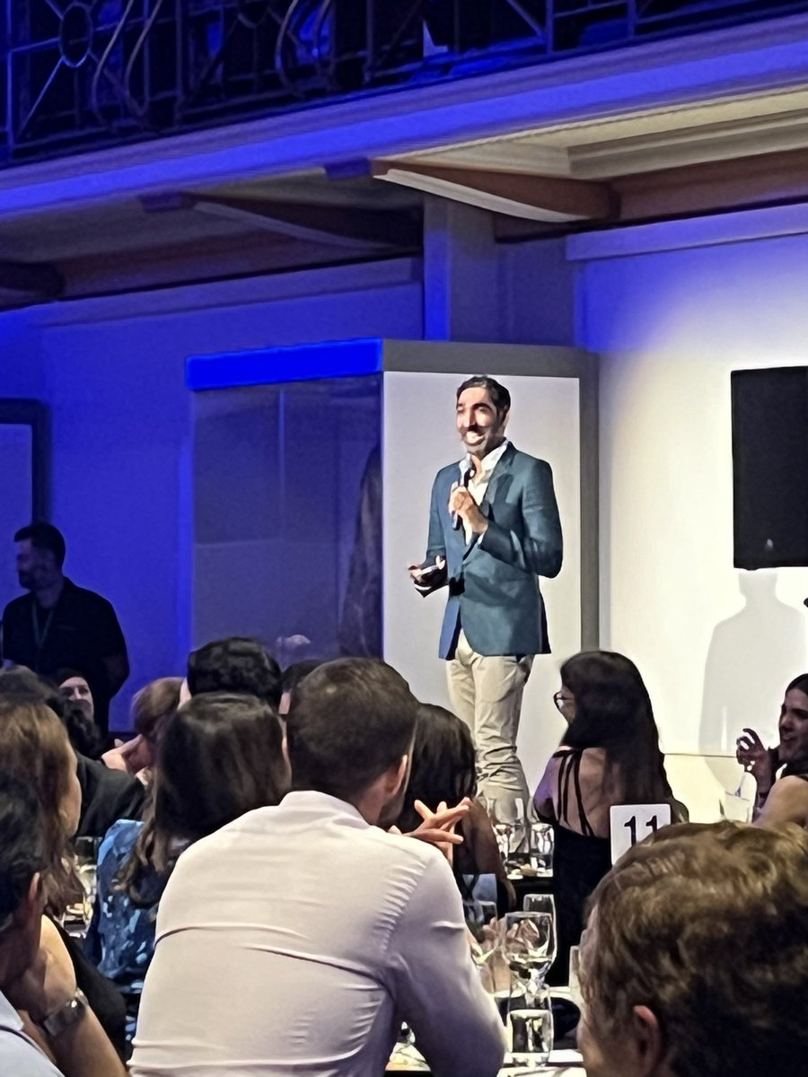 ‘Thanks to all the psychotherapists out there keeping people able to do their shit’ Comedy at the Gala #RANZCP2023