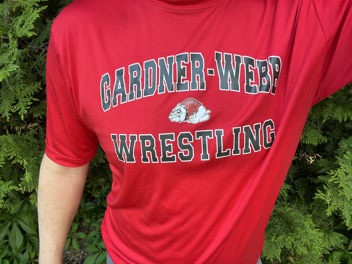 Love to my homie @DanieloElliott and @GWUWrestling for helping me look extra fly on #WrestlingShirtADayInMay #2xChamp