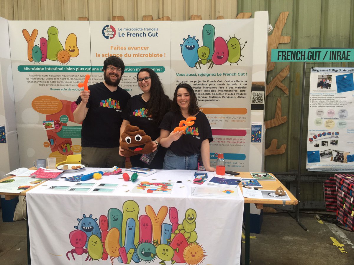 lefrenchgut's tweet image. @lefrenchgut  était à la rencontre du grand public au festival @double_science_ ce week end ! 

Nous avons pu parler du #microbiote au grand public et intervenir lors d&apos;une table ronde sur la #communication dans un projet de science participative

@INRAE_France @MgpsLab #santé