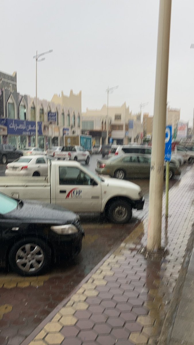 ShnbB81269's tweet photo. من جاد بلبلد بلخميس عنده مكان او ظواحيها الخميس يبي ادلعه حنان لحس نيك الحين يرسل وصفه صوره https://t.co/xuhmH4dRgV