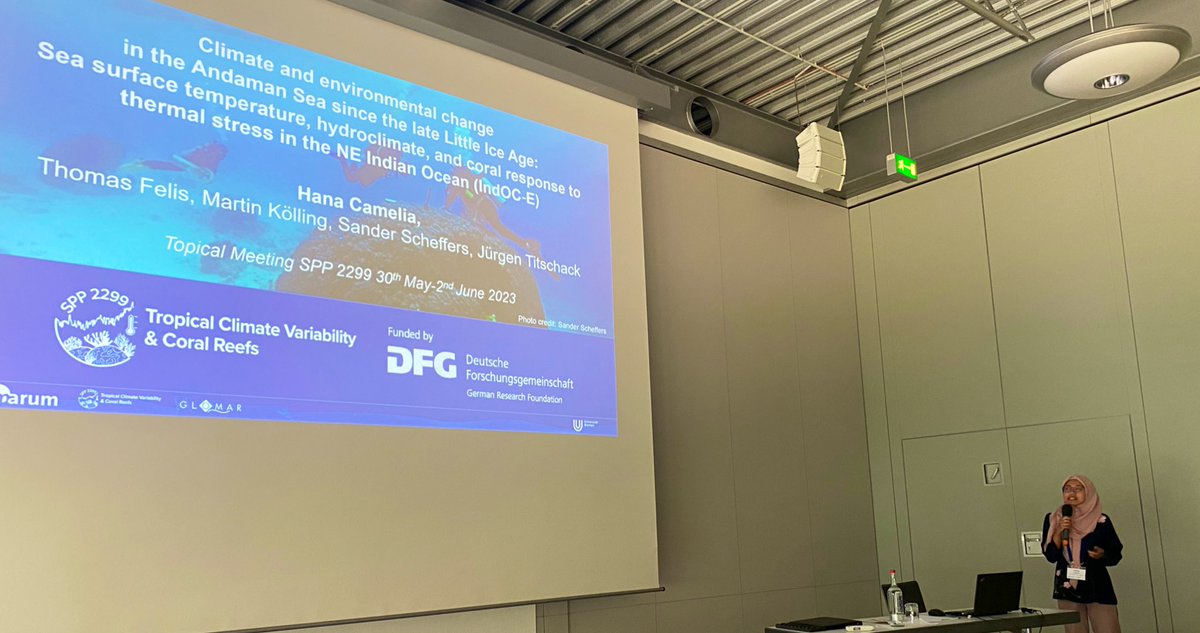 Up next was <a href="/_hcamelia/">Hana Camelia</a>, from @marum_de who is looking at coral core reconstructions from the Andaman Sea to see how SST and hydroclimate have changed in the region since the late 18th century 🪸