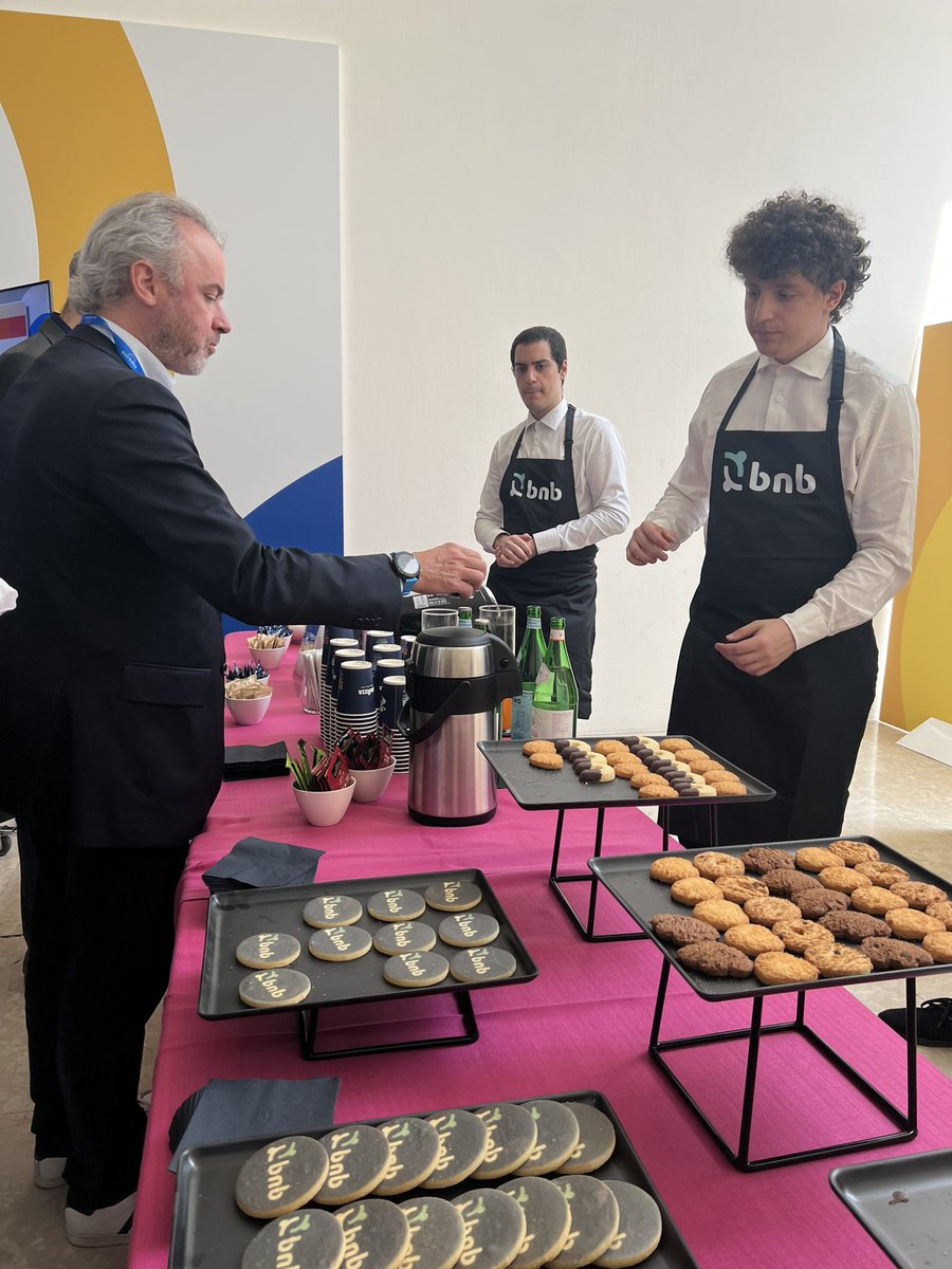 BNB_WD's tweet photo. Concedetevi una pausa caffè e cogliete l'occasione per conoscere noi e la comunità di Workday #BNB #Thinkhuman #Workdigital #WDAYelevate #Milano #CoffeeBreak https://t.co/hUGQAfuZrl