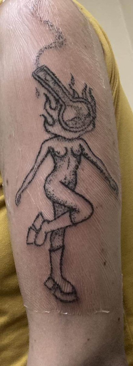Chetstarr360's tweet photo. I still can't believe this tattoo lmao https://t.co/UMUeS9KzbR