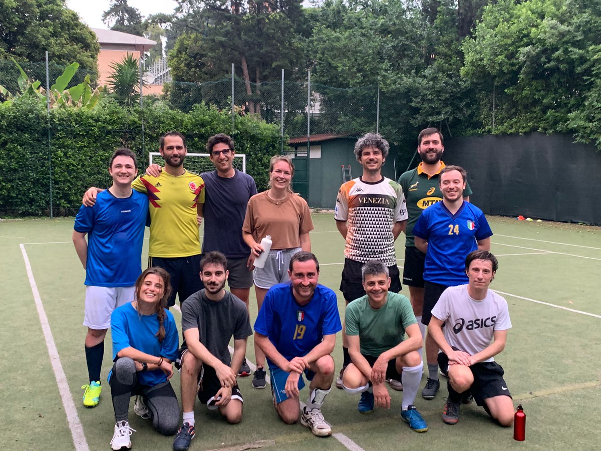 Grande agonismo e divertimento nell'ultima partita di #calcetto (e cena in #pizzeria) <a href="/IAIonline/">Istituto Affari Internazionali - IAI</a>!
Complimenti a <a href="/TizBreda/">Tiziano Breda</a> <a href="/lorenzovai/">Lorenzo Vai</a> <a href="/luciodemichele/">luciodemichele</a> <a href="/AnjaPalm_/">Anja Palm</a> per la netta vittoria.

<a href="/mavimassarin/">Maria Vittoria Massarin</a> <a href="/AndreaDess2/">Andrea Dessì</a> <a href="/bonomimat/">Matteo Bonomi</a> <a href="/NathalieTocci/">Nathalie Tocci</a> <a href="/KarolinaMuti/">Karolina Muti</a> <a href="/fscodeleo/">Francesco De Leo</a> <a href="/fedcastiglioni/">Federico Castiglioni</a>