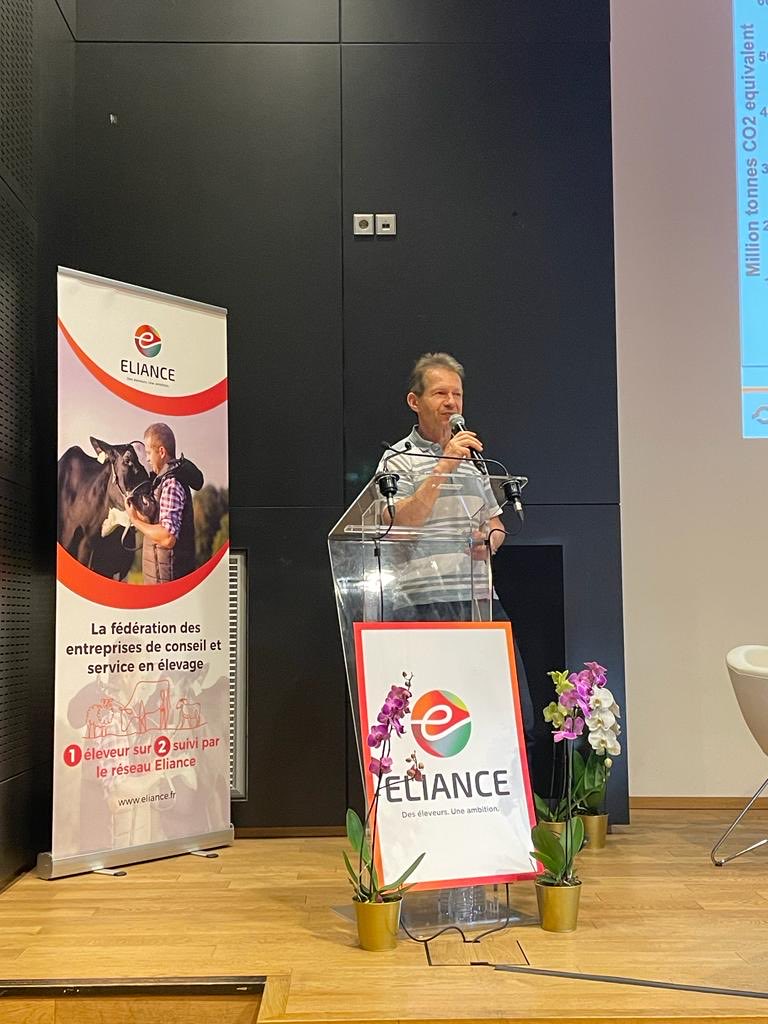 Eliance_Elevage's tweet photo. #ElianceElevageClimat C’est au tour de ⁦@JMJancovici⁩ de partager avec nous ses connaissances et sa vision sur le changement climatique, ses causes, les pistes de solution. https://t.co/LZ9XiQkRi5