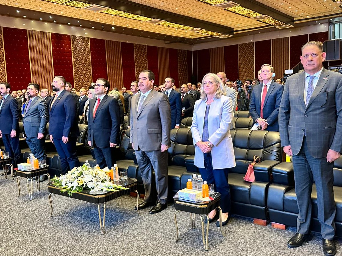 USAmbIraq's tweet photo. ان القضاء على الفساد أمر أساسي لنمو القطاع الخاص. اعتباراً من اليوم، يمكن للشركات #العراقية والشركات الأجنبية استكمال عملية التسجيل عبر الإنترنت https://t.co/aFkF7WIa0W. أصبحت هذه الاجراءات الشفافة والأكثر ذكاءً متاحه بفضل التعاون بين @IraqiGovt @UNCTAD @USEmbBaghdad. https://t.co/PAz4VKQohG