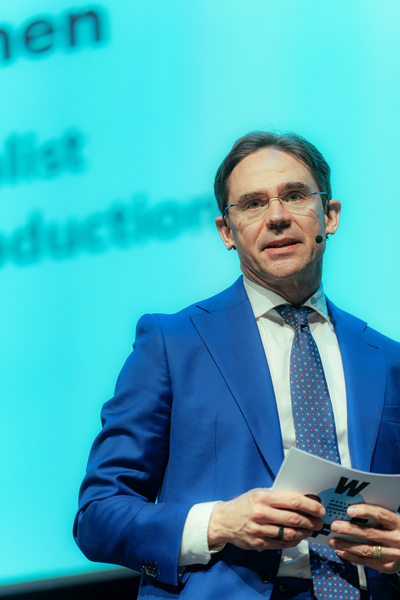 "The value of natural capital and ecosystem services need to be made visible and taken into account in the decision-making of governments, businesses and consumers."

President of Sitra Jyrki Katainen at the closing plenary. 

#WCEF2023 #CircularEconomy <a href="/jyrkikatainen/">Jyrki Katainen</a> <a href="/SitraFund/">Sitra</a>