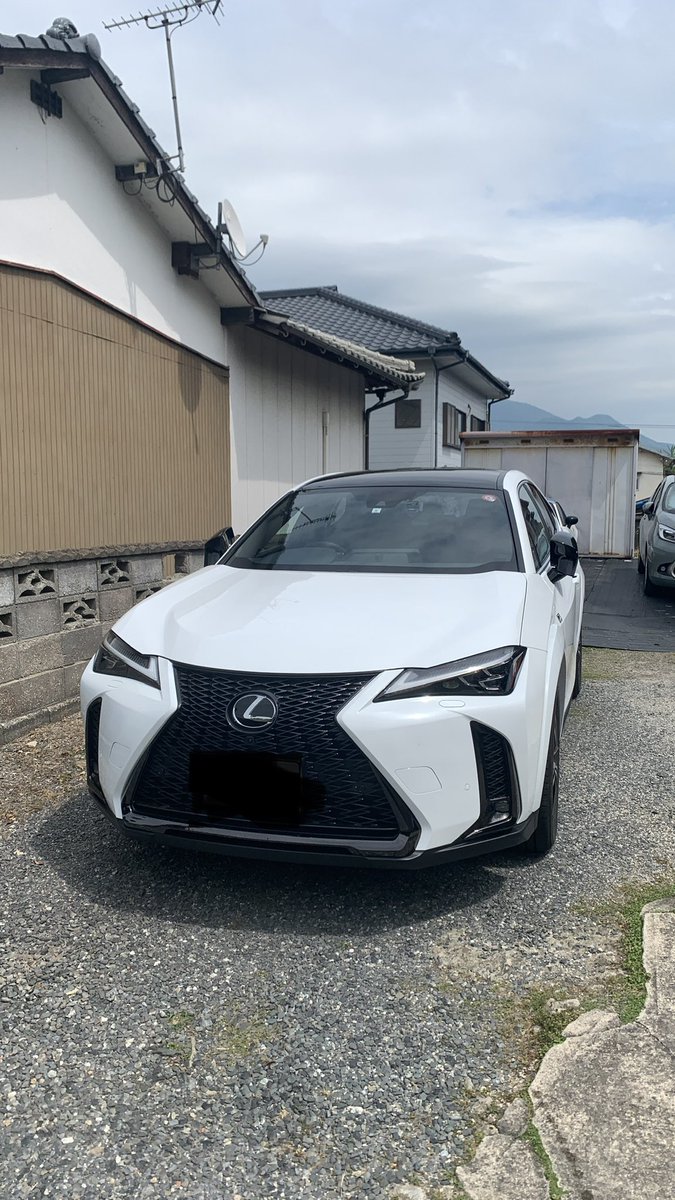 ropmusic1's tweet photo. #今日のお車
#レクサス　#ux250h 
#lexus #レクサスux250h 
#lexusux250h 
#lifedramatic 
#experienceamazing 

#ropミュージック #福岡県　#北九州
#八幡西区　#ギター教室　#歌謡教室
#アコギ　#エレキギター　#ウクレレ
#ドラム　#dtm #音源製作　#弾き語り 。 https://t.co/Rzxf2qhAYa