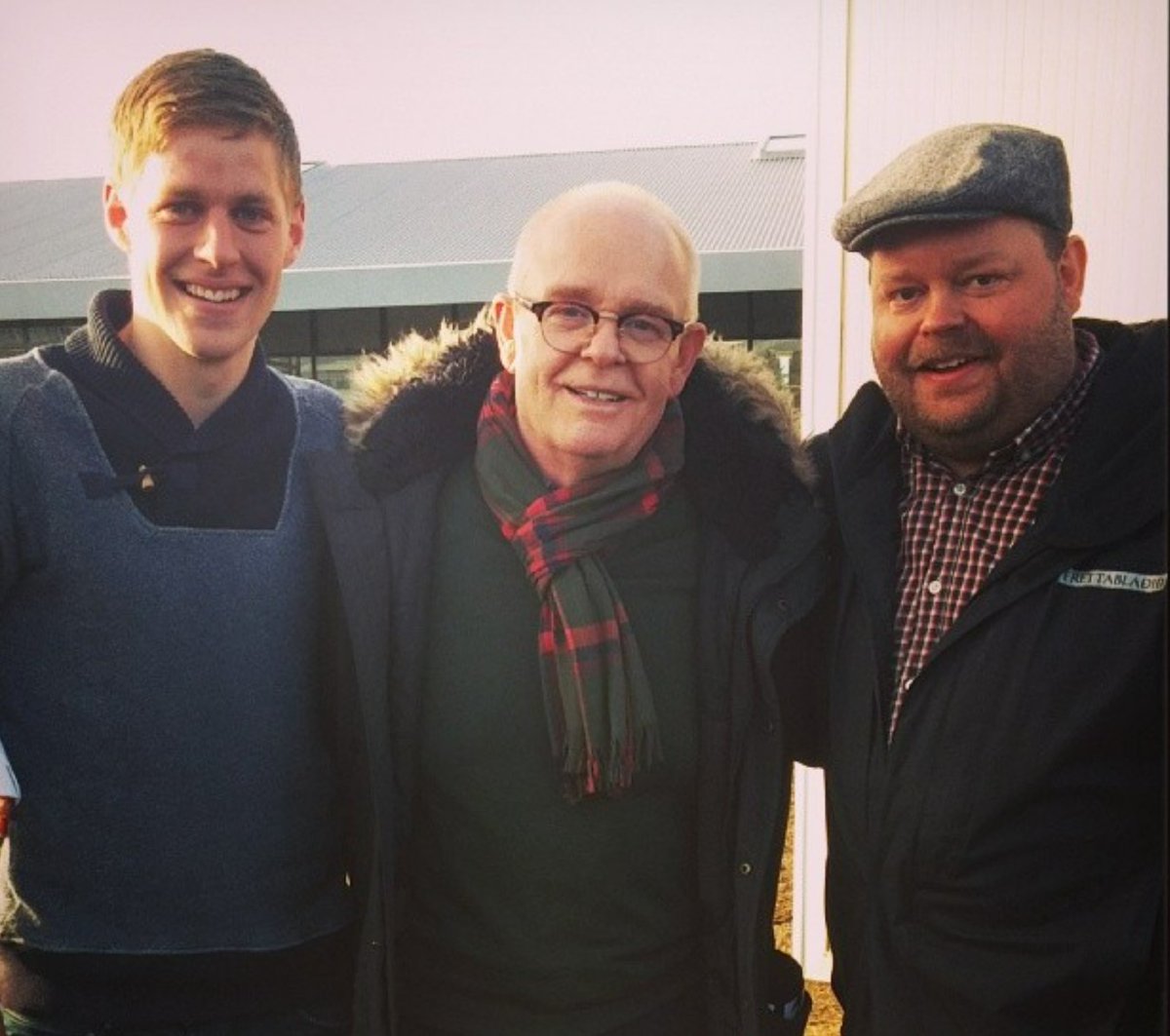 Mikill meistari kveður skjáinn. Á honum mikið að þakka. Tók mér fagnandi þegar ég byrjaði ungur á #fotboltinet og hefur reynst mér frábærlega alla tíð. Magnaður ferill, lýsingar og mörg tímamóta innslög í sjónvarpi. Gargandi snilld! #TakkGaupi