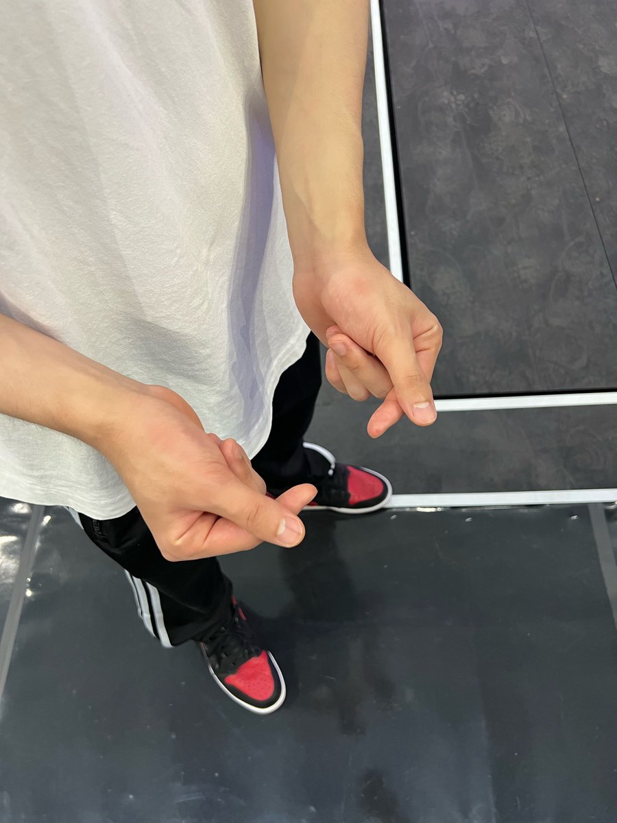 NCTsmtown_DREAM's tweet image. 시즈니 내일 봐요 💚
너의 꿈 안에

#NCTDREAM #JISUNG 
#THEDREAMSHOW2
#THEDREAMSHOW2_In_YOUR_DREAM
#NCTDREAM_THEDREAMSHOW2