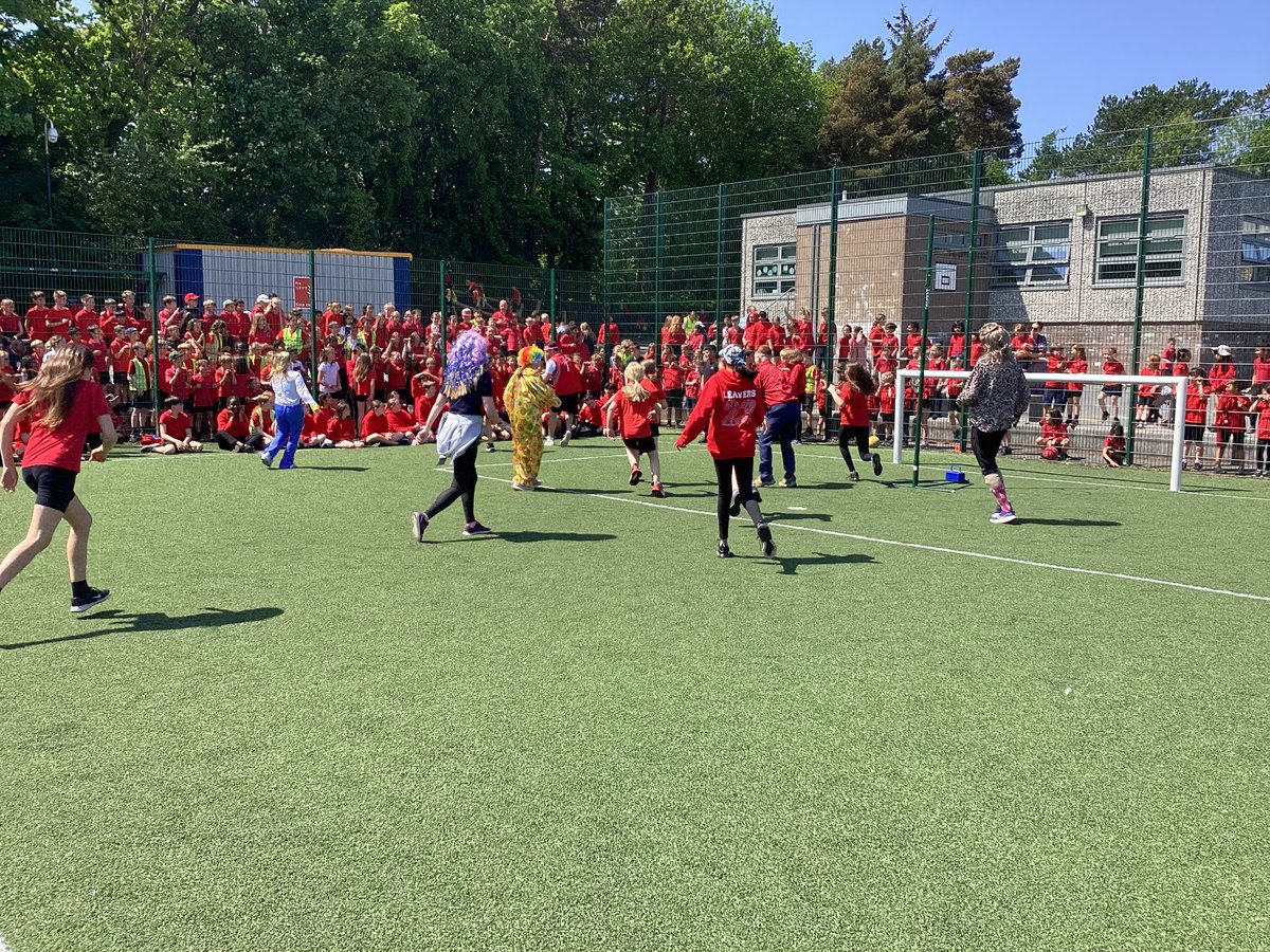 There was great excitement at lunchtime today as everyone came together to watch staff take on the P7's at netball! 🏀😊 #crookfursportsweek #goodfun