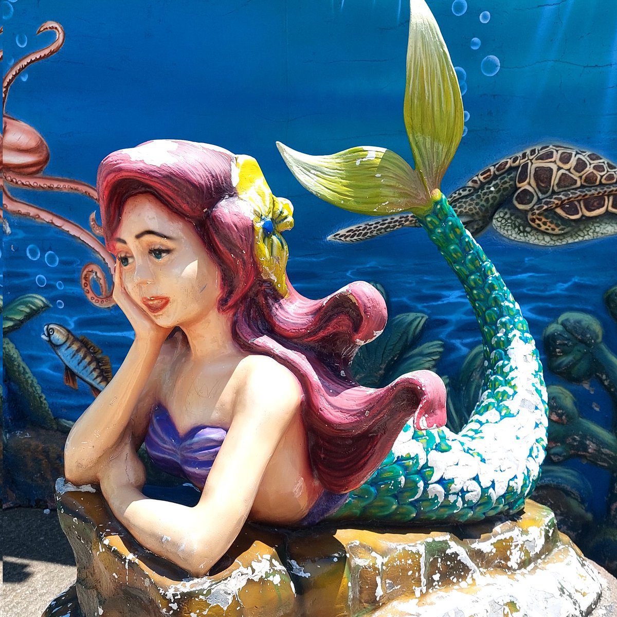 I saw this statue today and thought of your mauraeyk mermaid fiction, I was happy.💕🙏
<a href="/Azoria_J/">Azoria 🌸🫧</a> 
#1899netflix 
#Save1899