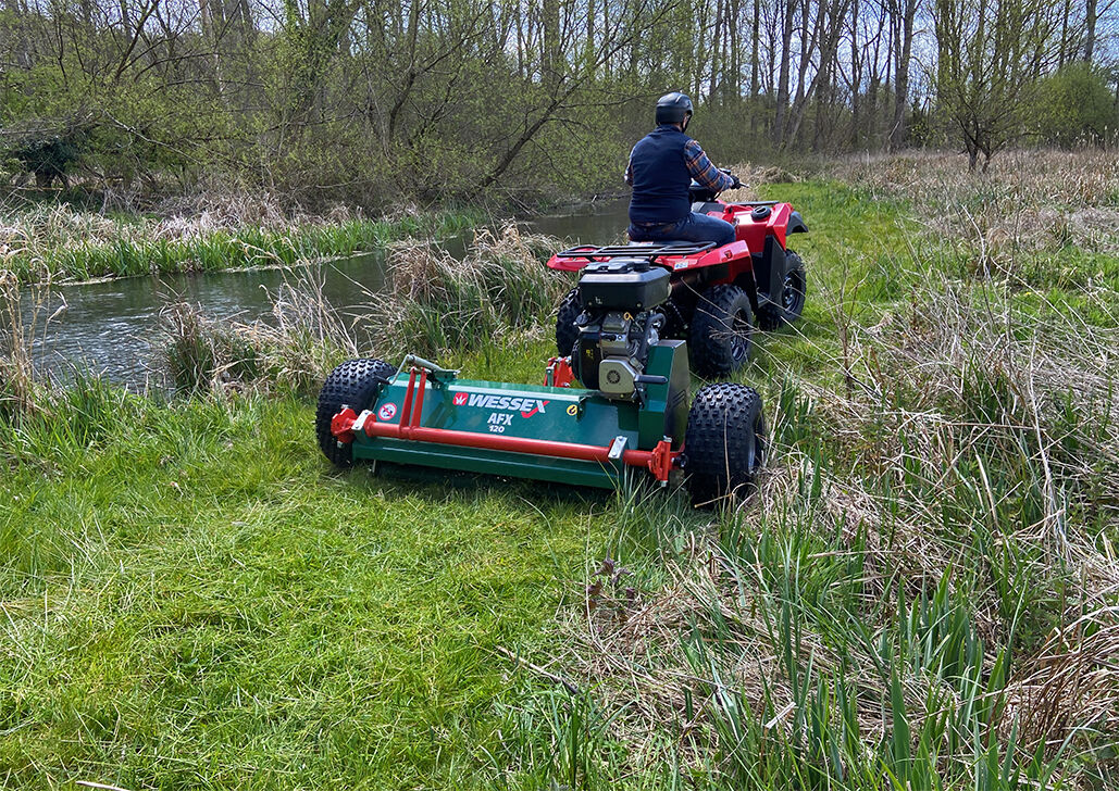 WessexIntl's tweet photo. How versatile is your flail mower? ๐ค
The AF flail mower range easily converts from side wheels into a rear-wheel configuration in less than two minutes, with zero tools or extra parts required.
#Flailmower #ATVmower #Quadbike #UTVmower #ATVequipment #ATVattachments https://t.co/ehScJ7GR9L