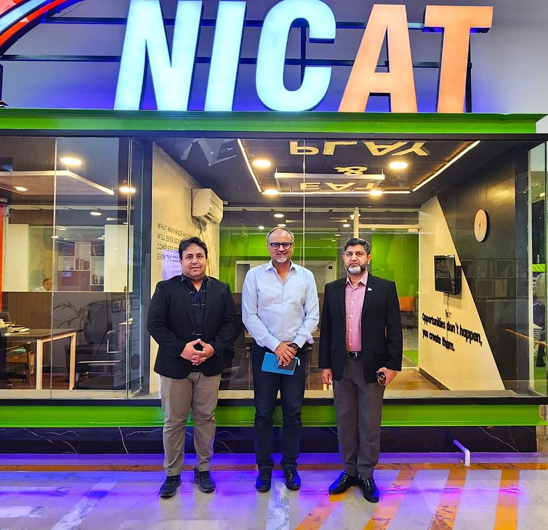 NICATPakistan's tweet photo. Thrilled to have Rehan Akhtar, CEO Digital Miles, at NICAT Pakistan! It was a fantastic opportunity to showcase our facility, connect with talented startups, and witness Rehan Akhtar's invaluable mentorship firsthand.
#NICATPakistan #innogarage #NETSOL #Ignite https://t.co/qH0tLTKFVy